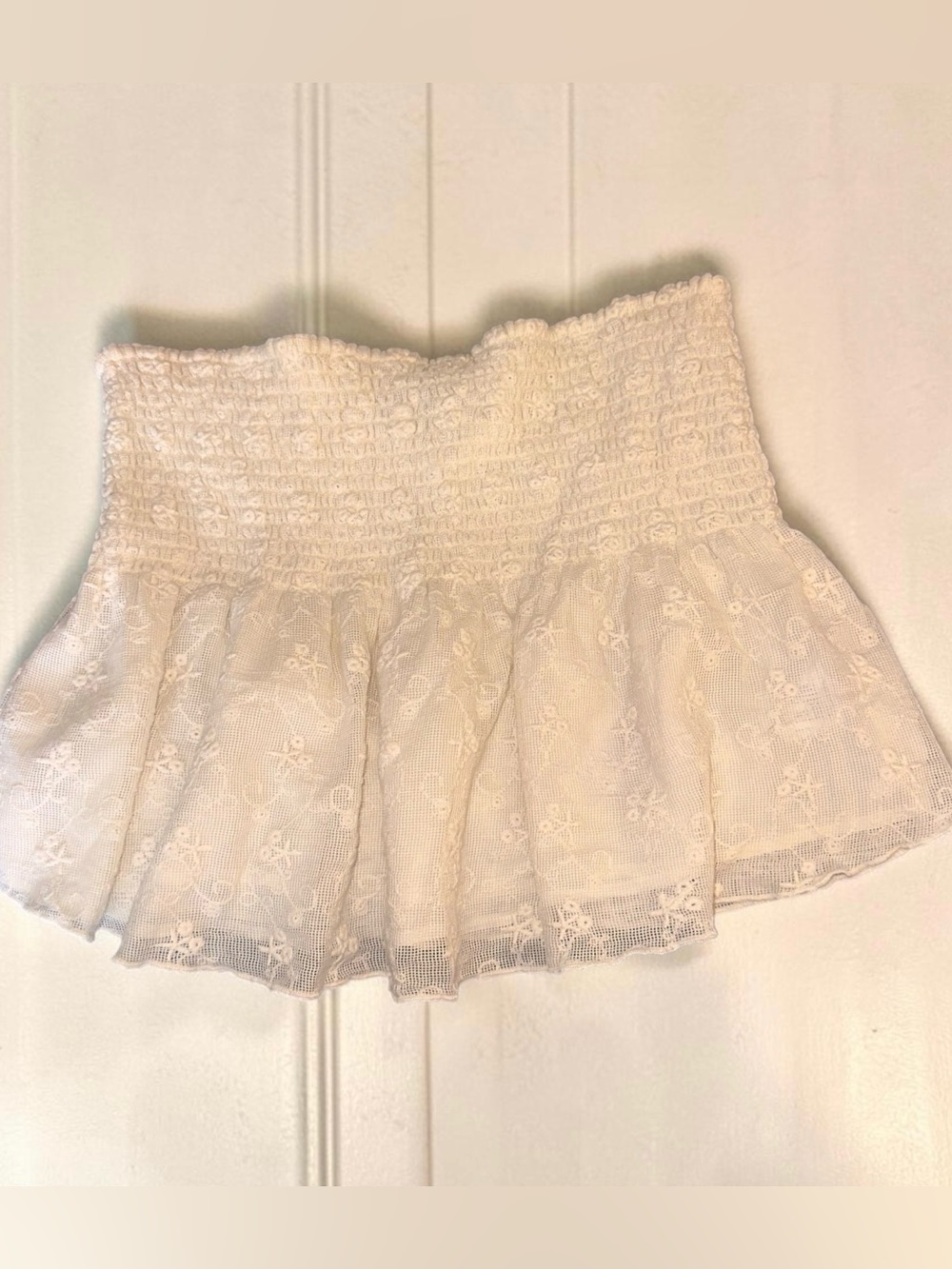 American Eagle Smocked Lace top. Size small.